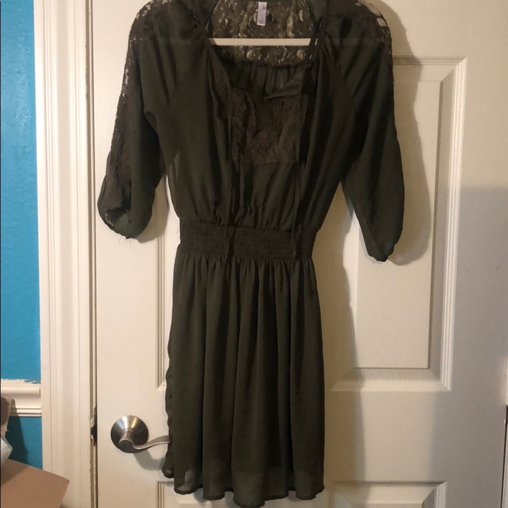 Xhilaration Green Dress - Picture 2 of 5